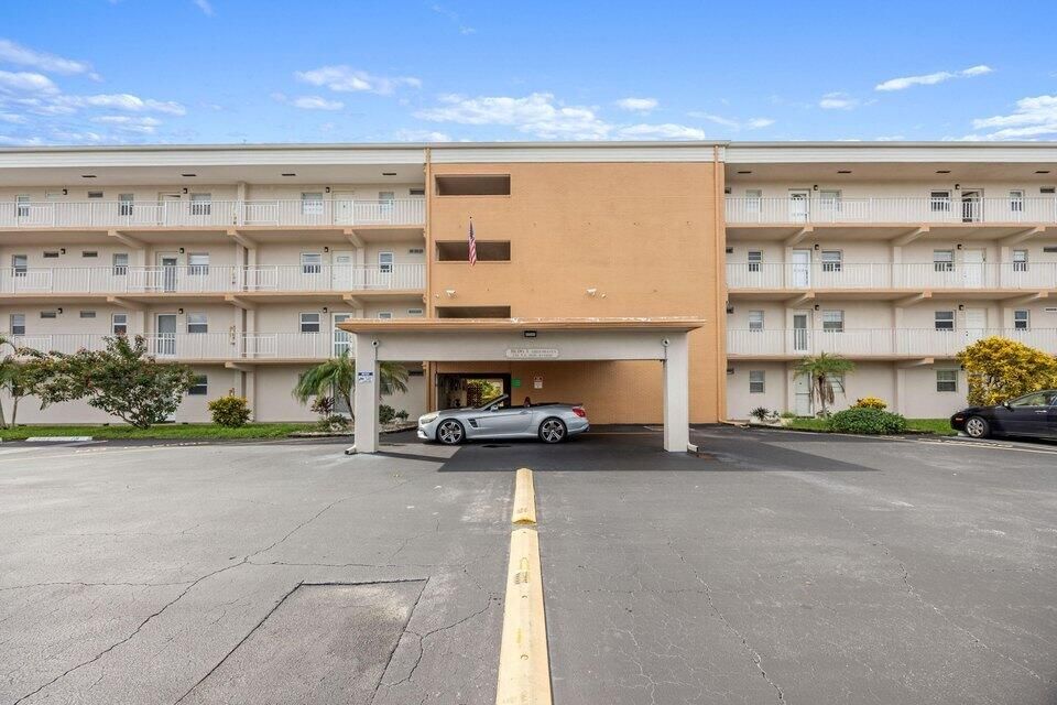 2515 NE 1st Court #209, Boynton Beach, FL 33435 photo 2