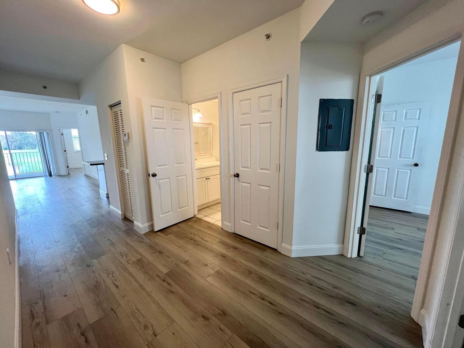 2040 Greenview Shores Boulevard #214, Wellington, FL 33414 photo 2