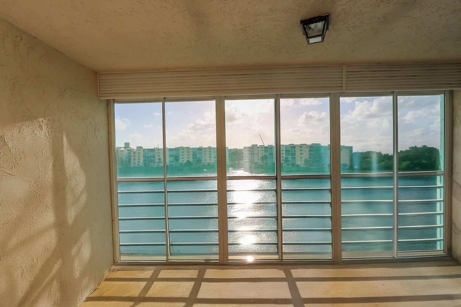 101 SE 3rd Avenue #605, Dania Beach, FL 33004 photo 2