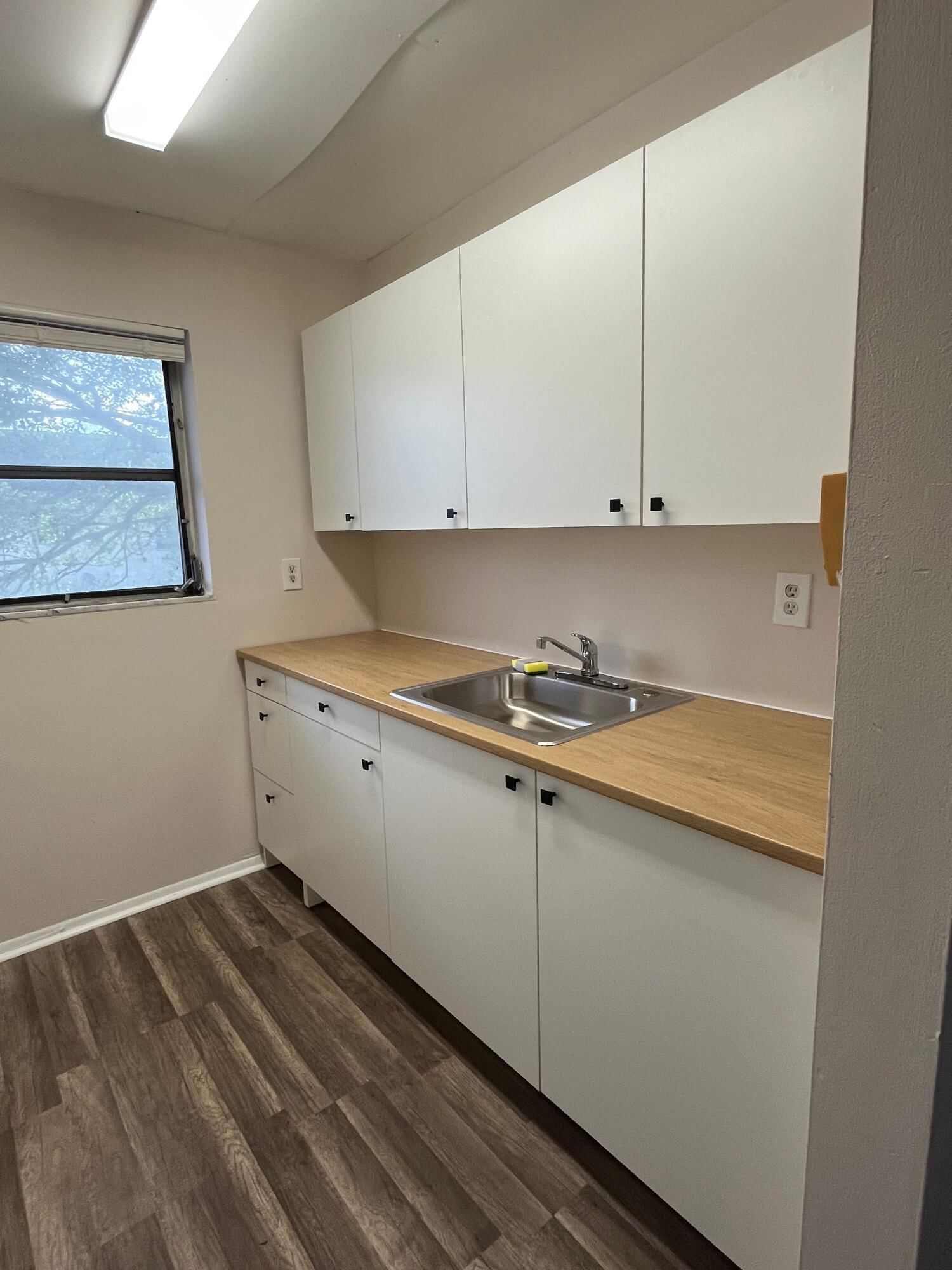 4800 NW 24th Court #D214, Lauderdale Lakes, FL 33313 photo 5