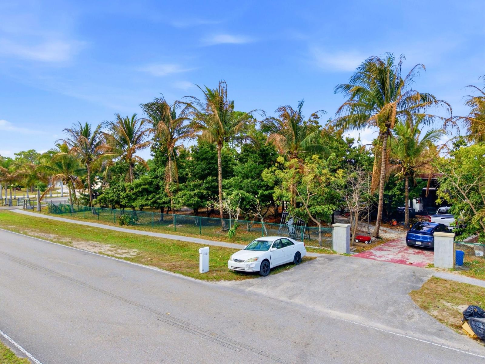 11481 Tangerine Boulevard, The Acreage, FL 33412 photo 4
