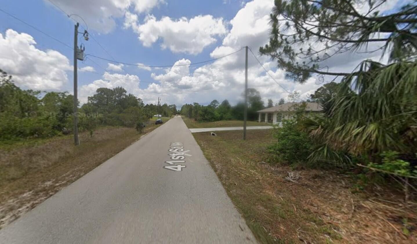 3209 41st Street W, Lehigh Acres, FL 33971 photo 2