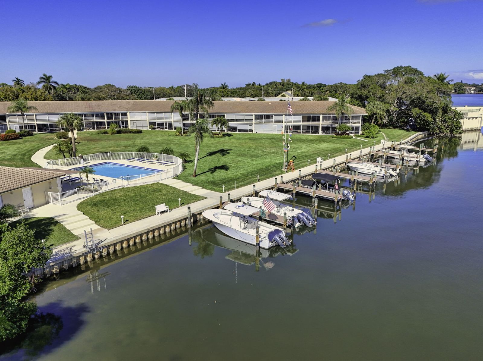 478 Tequesta Drive #205, Tequesta, FL 33469 photo 2