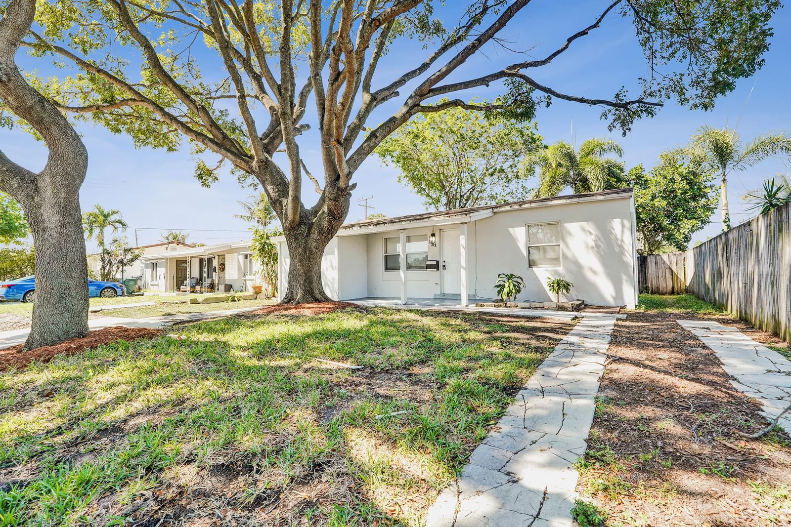 131 NE 51st Street, Oakland Park, FL 33334 photo 2