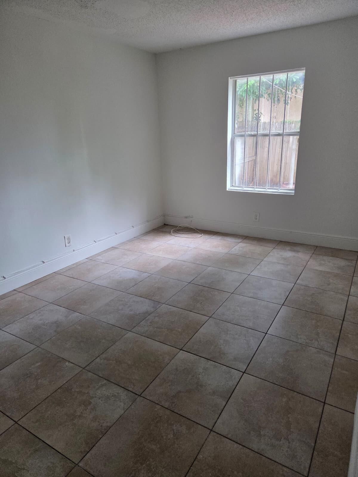 1633 W 28th Street #B, Riviera Beach, FL 33404 photo 4
