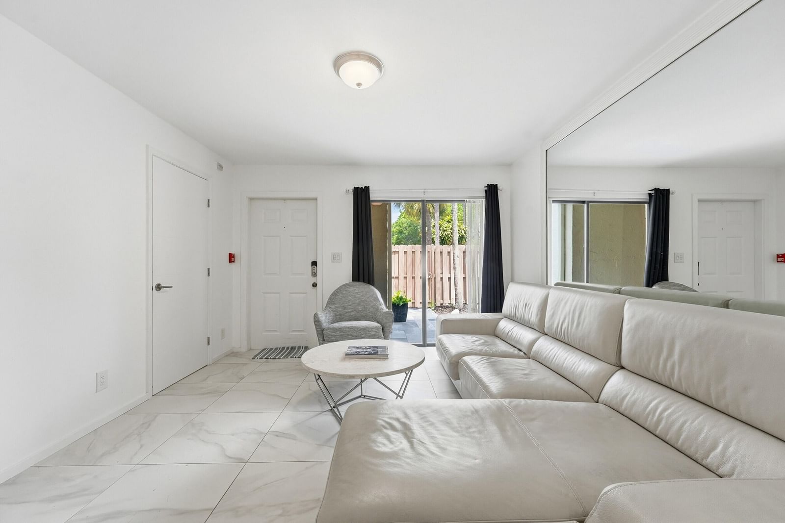 602 Executive Center Drive #Unit 105, West Palm Beach, FL 33401 photo 4