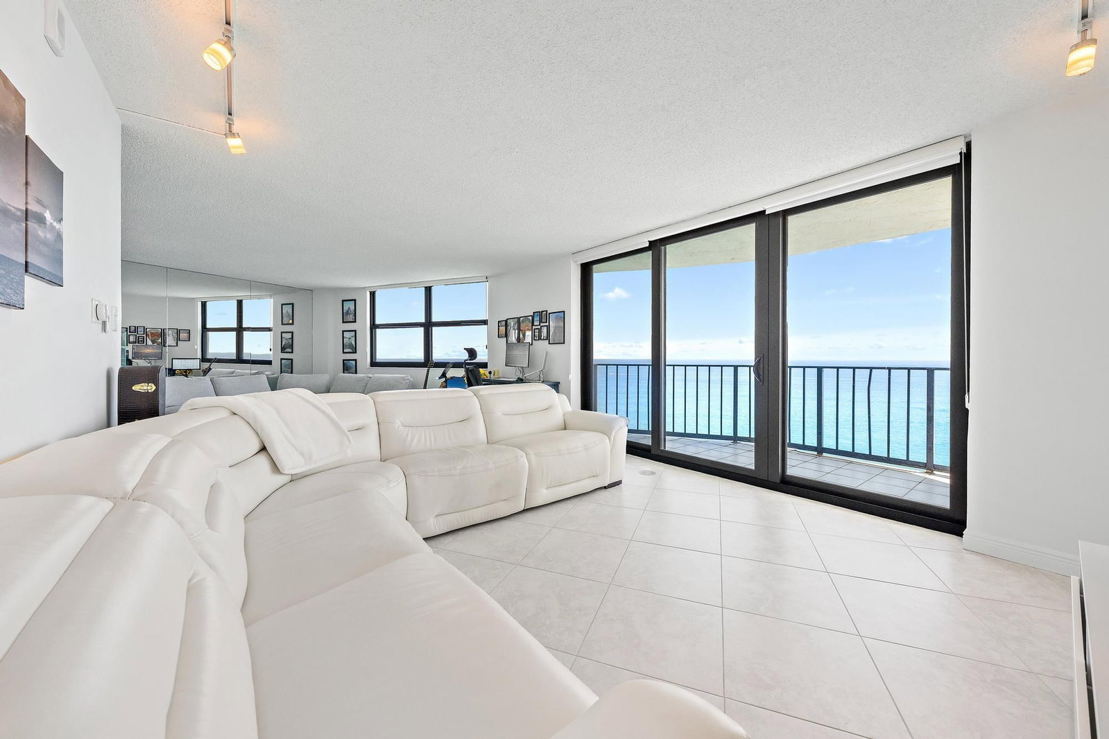 5420 N Ocean Drive #Ph2, Riviera Beach, FL 33404 photo 5