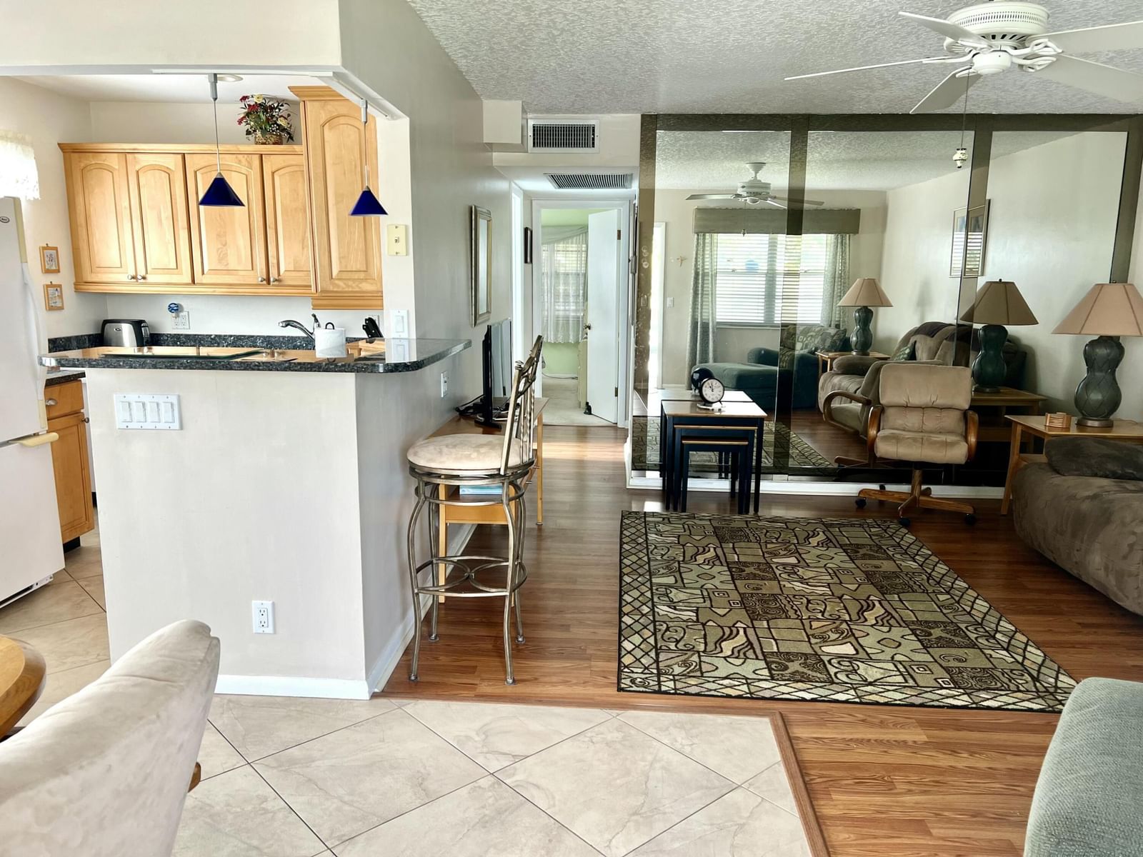 328 Farnham P, Deerfield Beach, FL 33442 photo 2
