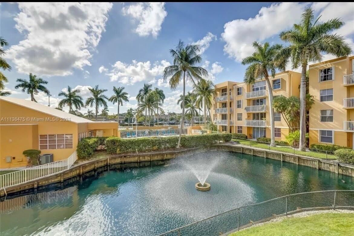 1350 SE 3rd Avenue #211, Dania Beach, FL 33004 photo 2