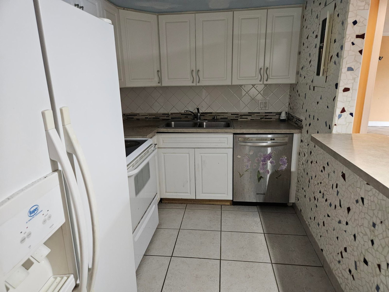 5570 NW 44th Street NW #107a, Lauderhill, FL 33319 photo 2