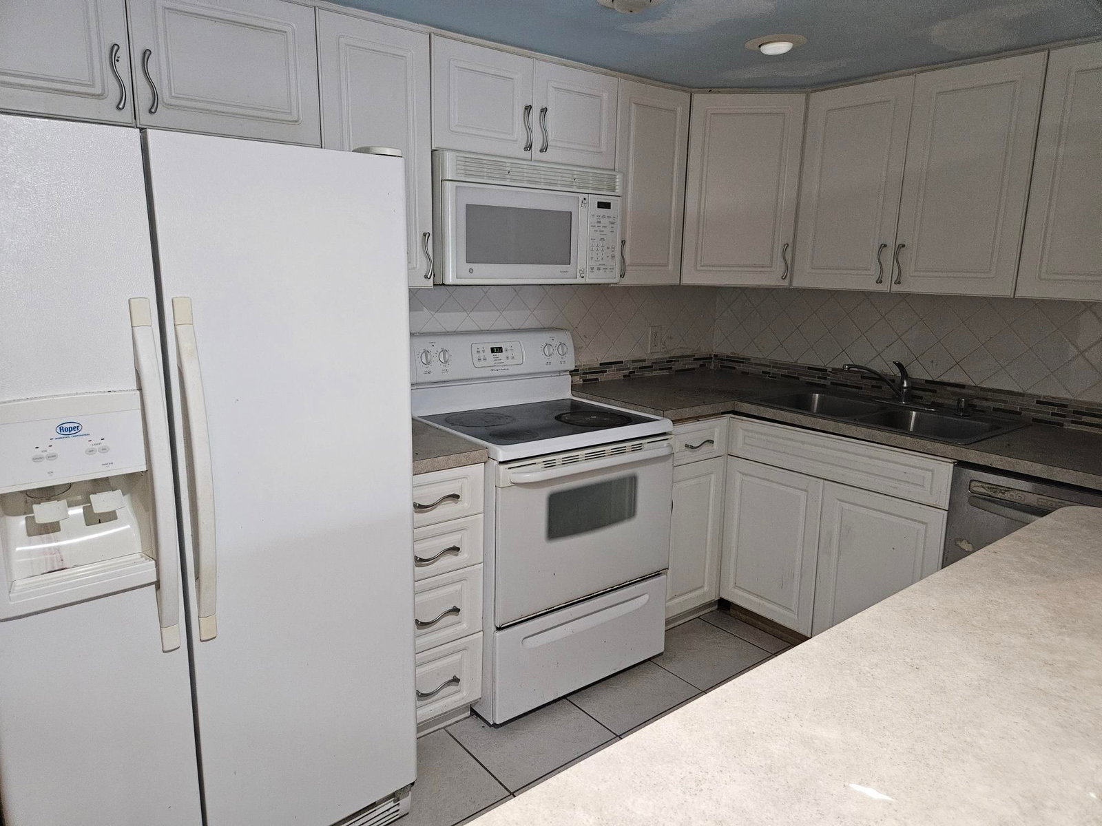 5570 NW 44th Street NW #107a, Lauderhill, FL 33319 photo 3