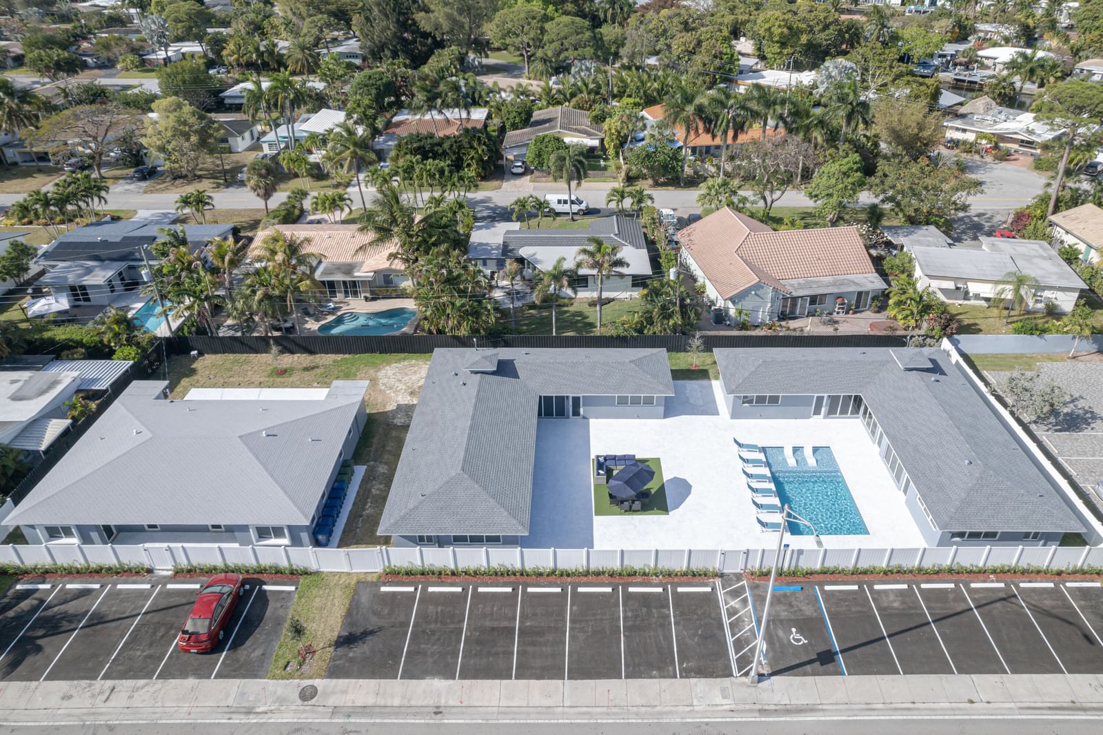 2017 NE 26th Street, Wilton Manors, FL 33305 photo 2