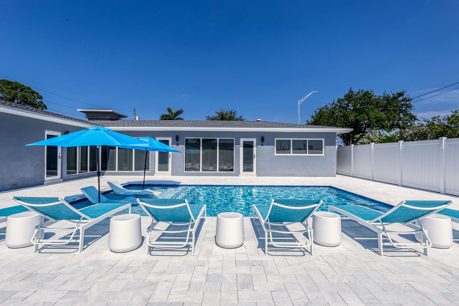 2025 NE 26th Street #1-3, Wilton Manors, FL 33305 photo 2