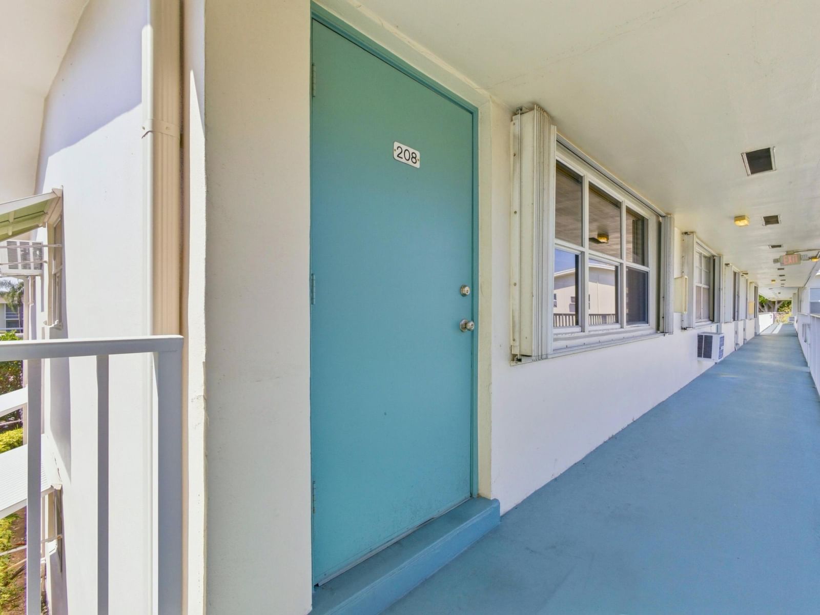 480 Horizons W #208, Boynton Beach, FL 33435 photo 4