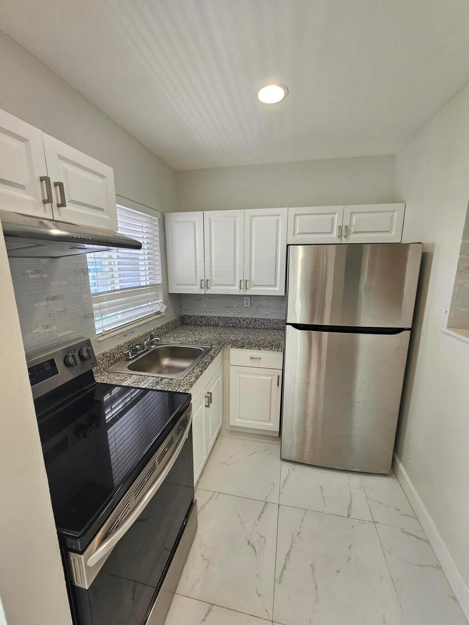 1115 Lake Terrace #208, Boynton Beach, FL 33426 photo 5