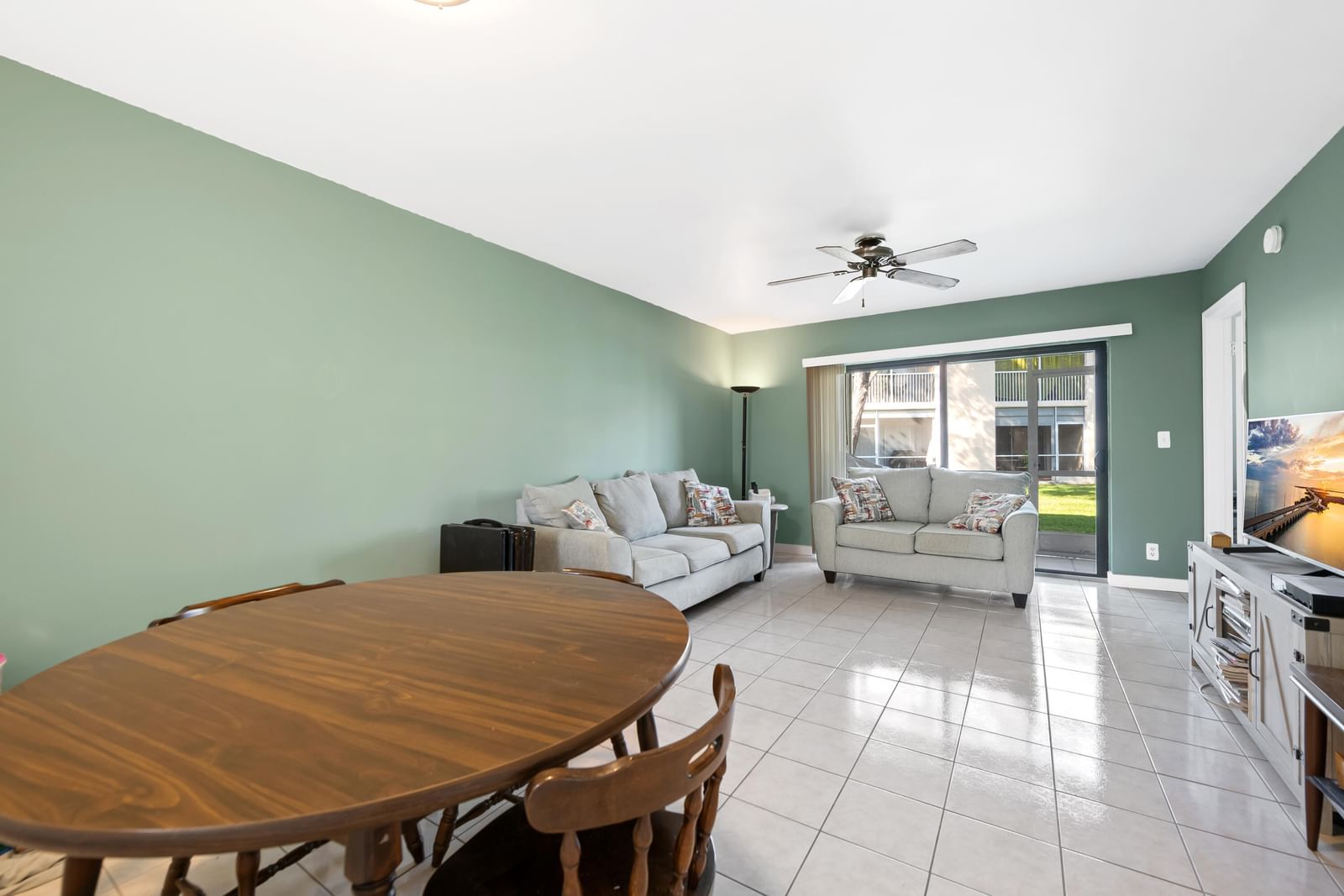 5570 Lakeside Drive #102, Margate, FL 33063 photo 4