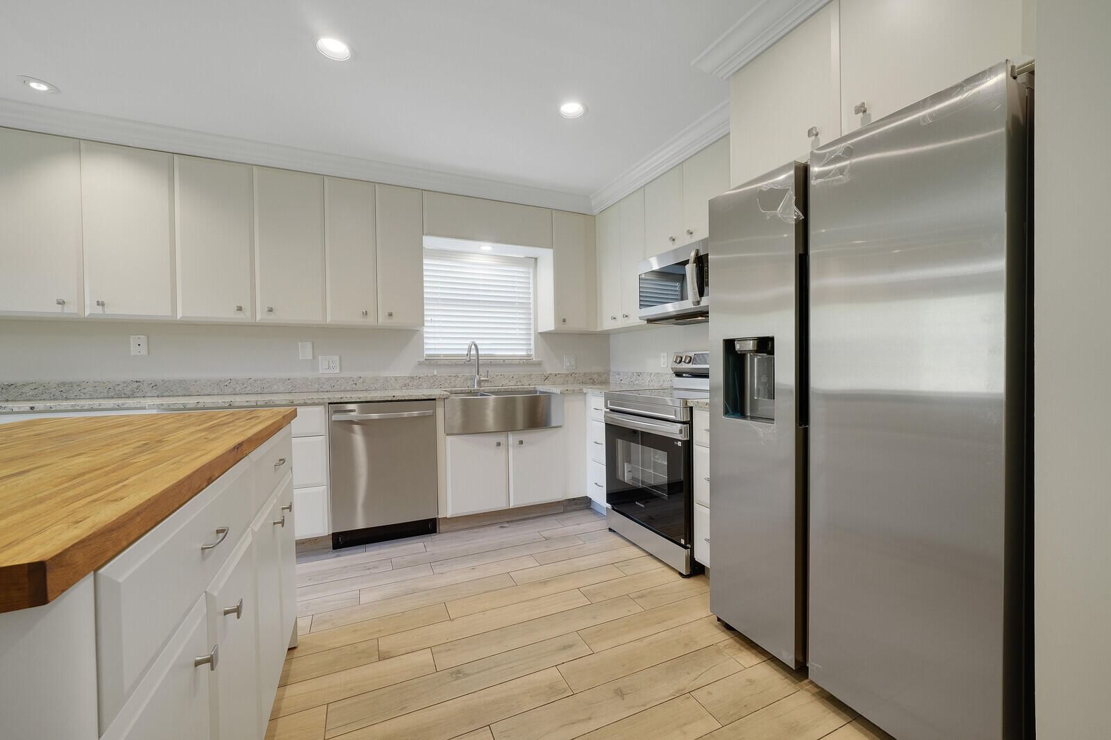 683 Dover Street #683,685, Boca Raton, FL 33487 photo 2