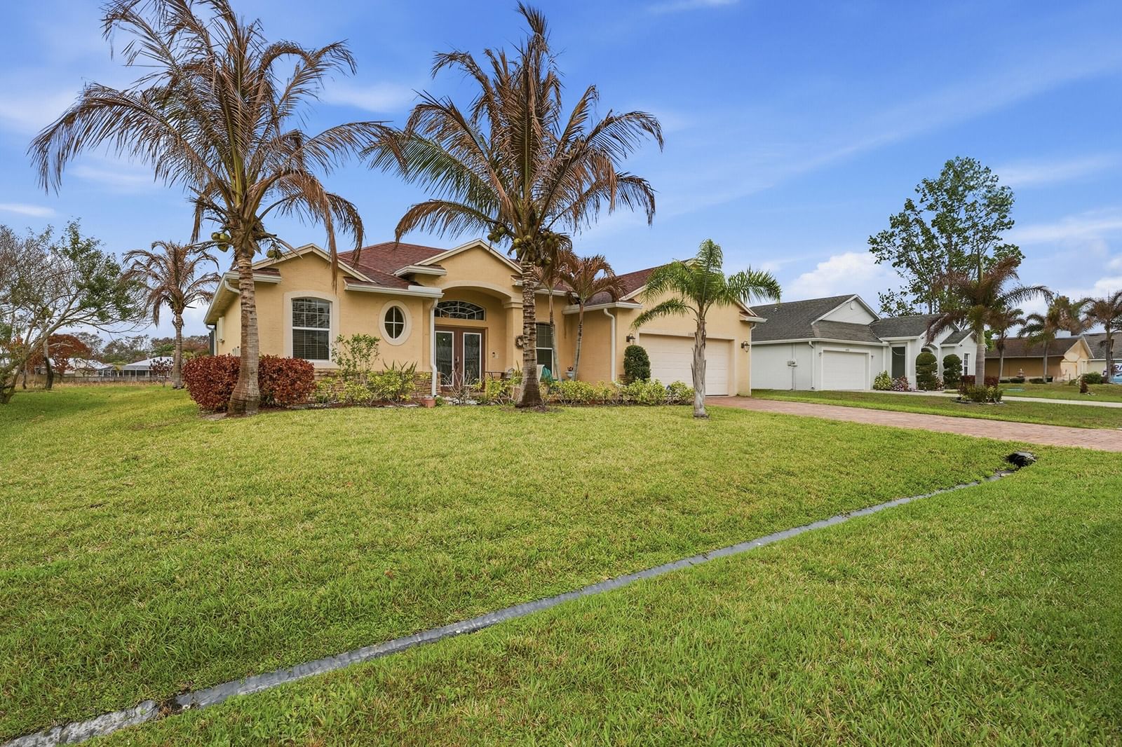 6988 NW Hartney Way, Port St Lucie, FL 34983 photo 3