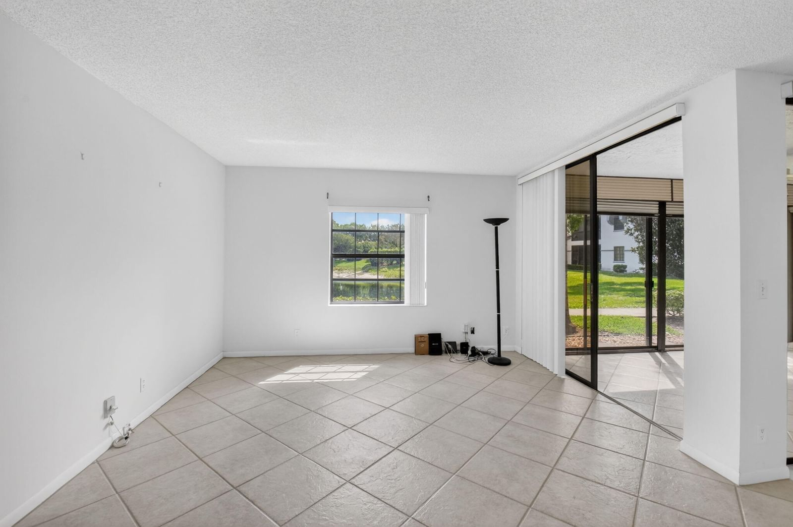 5415 Verona Drive #F, Boynton Beach, FL 33437 photo 4