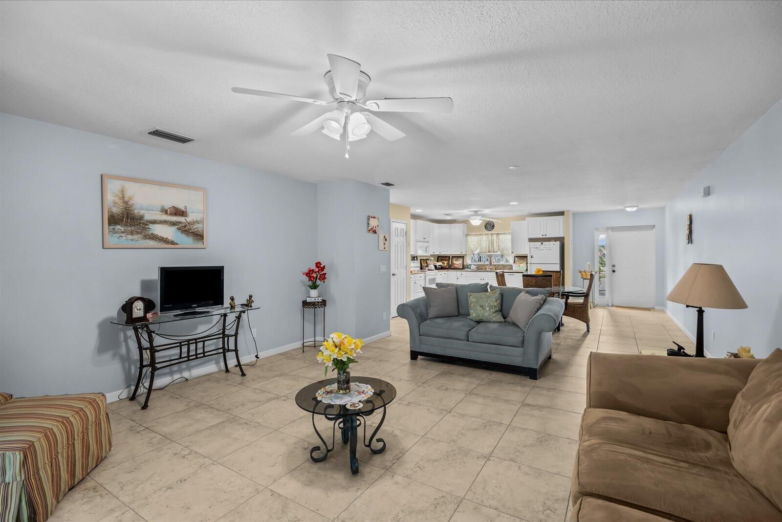 2074 SE Wild Meadow Circle, Port St Lucie, FL 34952 photo 4
