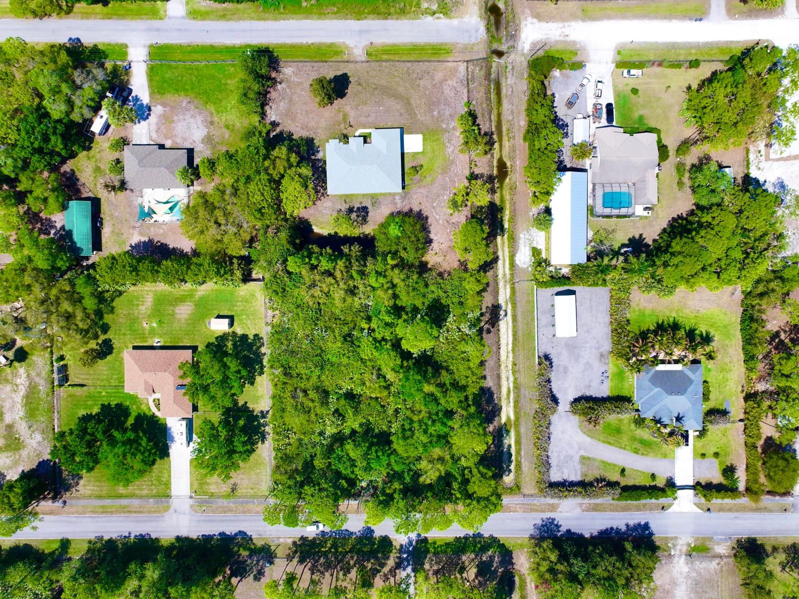 17771 Key Lime Boulevard, The Acreage, FL 33470 photo 2