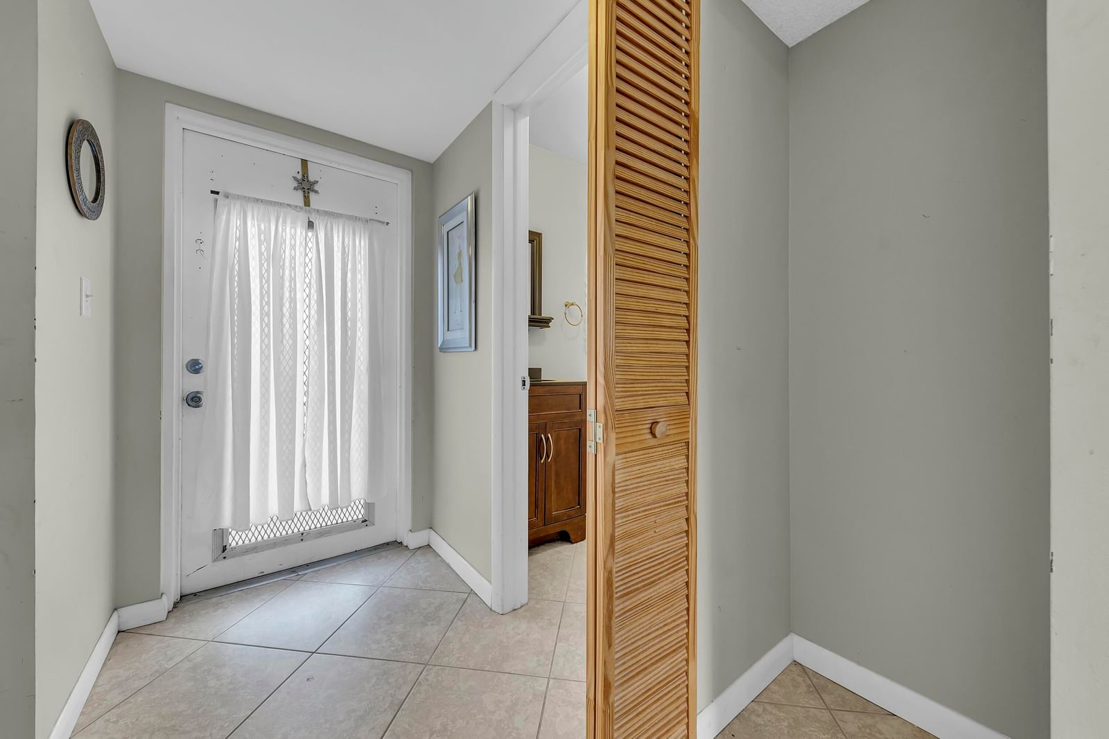 9401 Sunrise Lakes Boulevard #311, Sunrise, FL 33322 photo 3