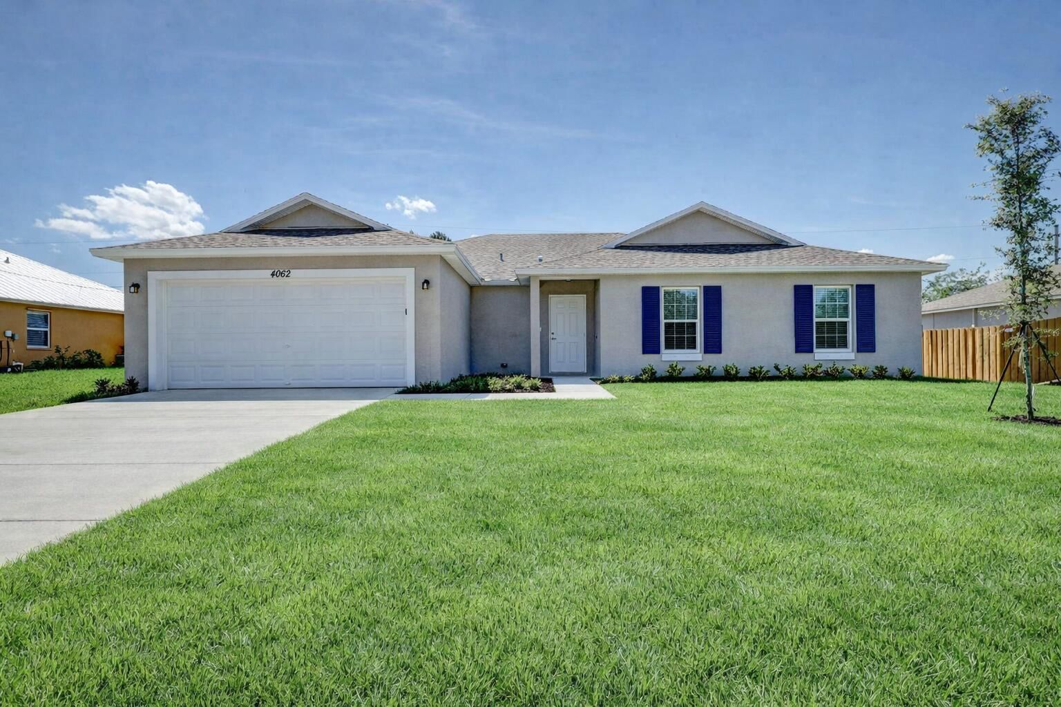 5314 NW Milner Drive, Port St Lucie, FL 34983 photo 2