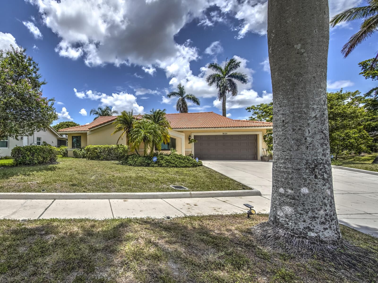 7625 Sunflower Drive, Margate, FL 33063 photo 5