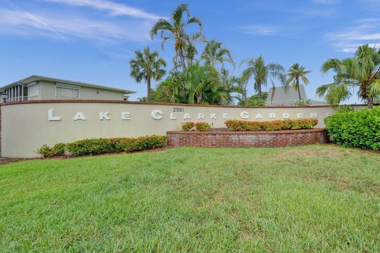 2812 S Garden Dr Dr #304, Lake Worth, FL 33461 photo 2