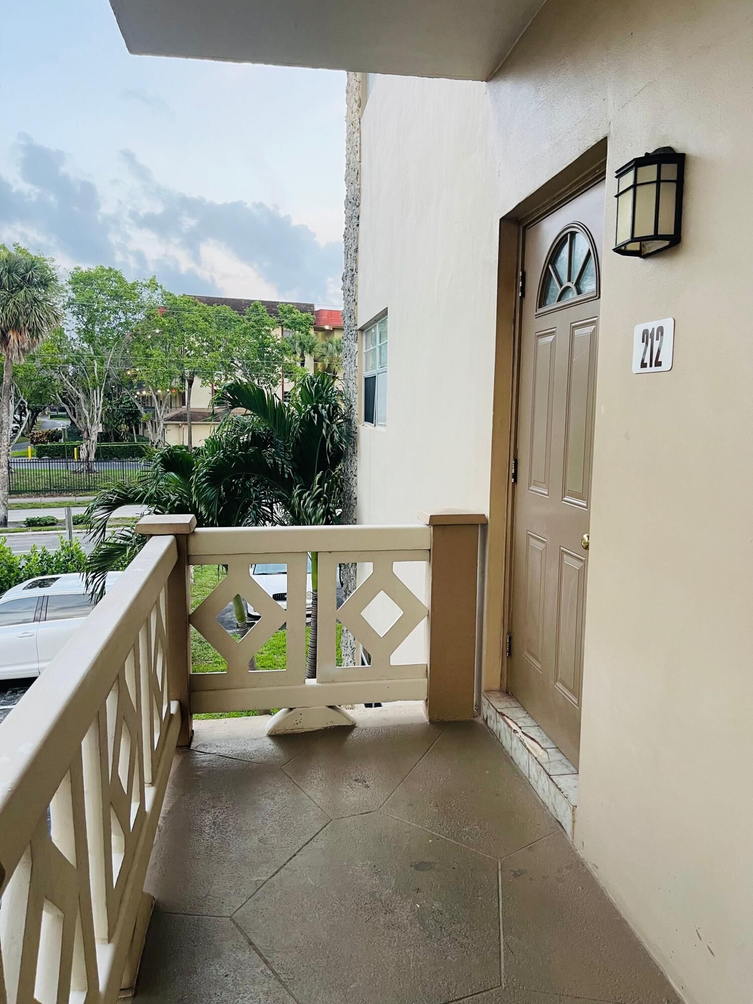 5051 W Oakland Park Boulevard W #Unit E212, Lauderdale Lakes, FL 33313 photo 2
