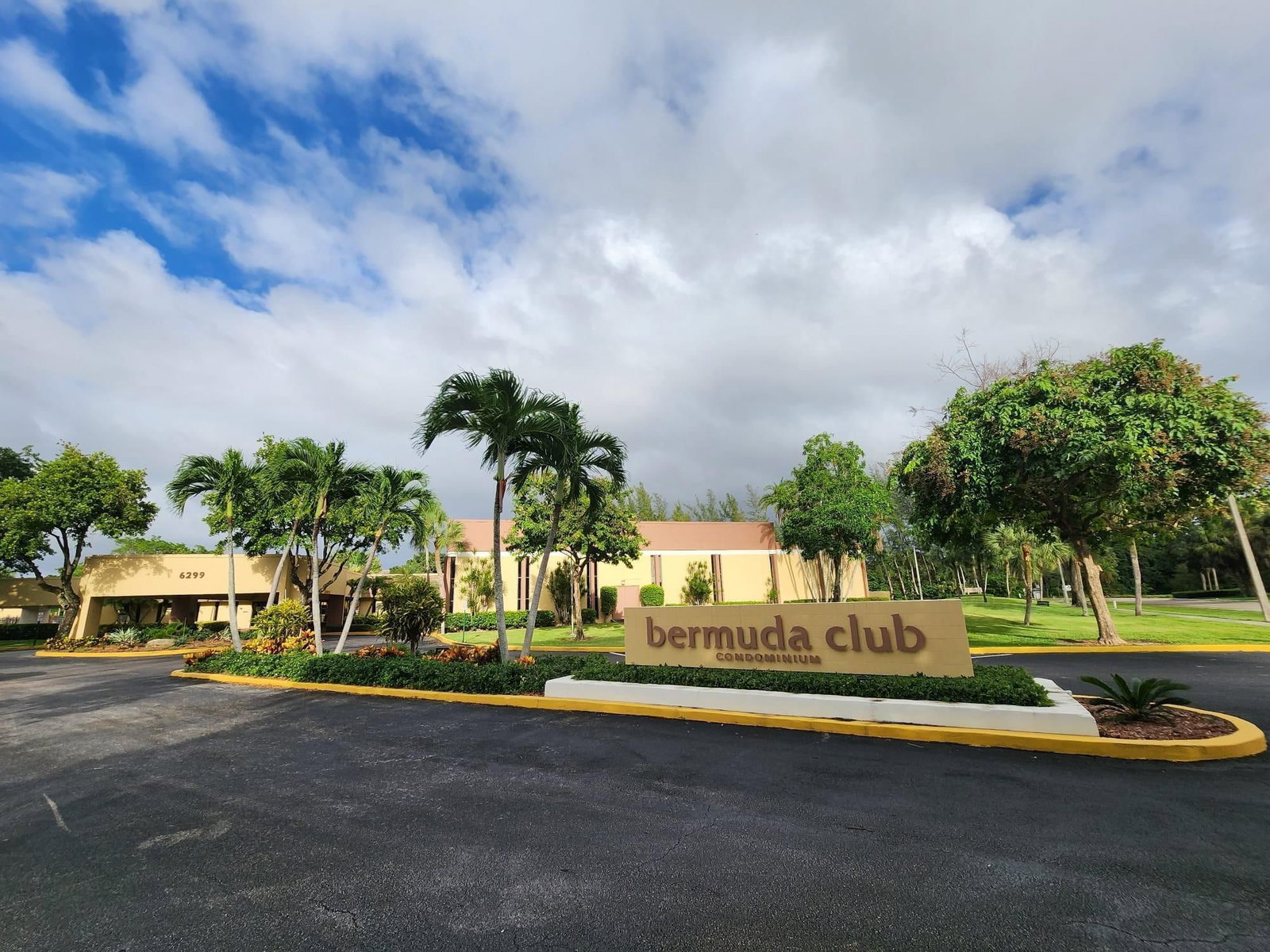 5851 NW 62nd Avenue #105, Tamarac, FL 33319 photo 2