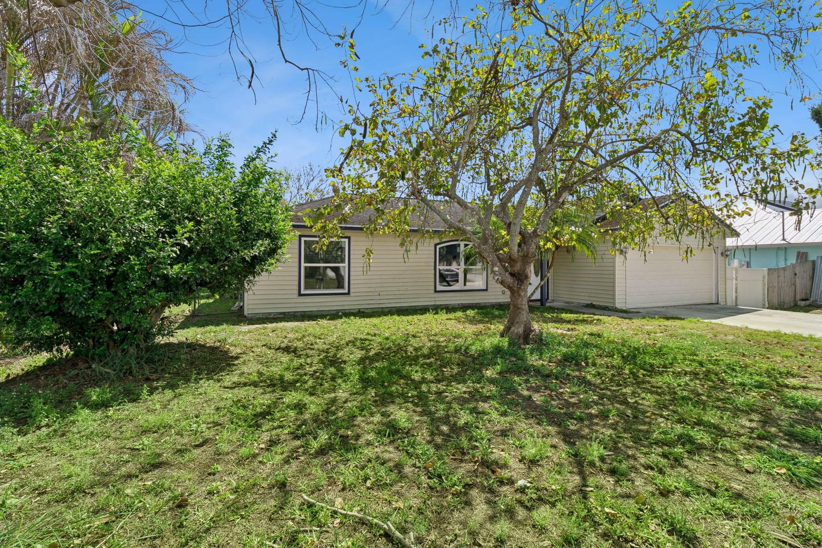 3349 SW Frankford Street, Port St Lucie, FL 34953 photo 2