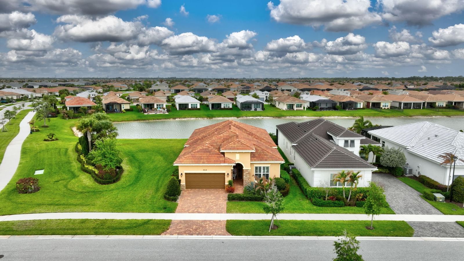 9318 SW MIRACOLI Way, Port St Lucie, FL 34987 photo 4