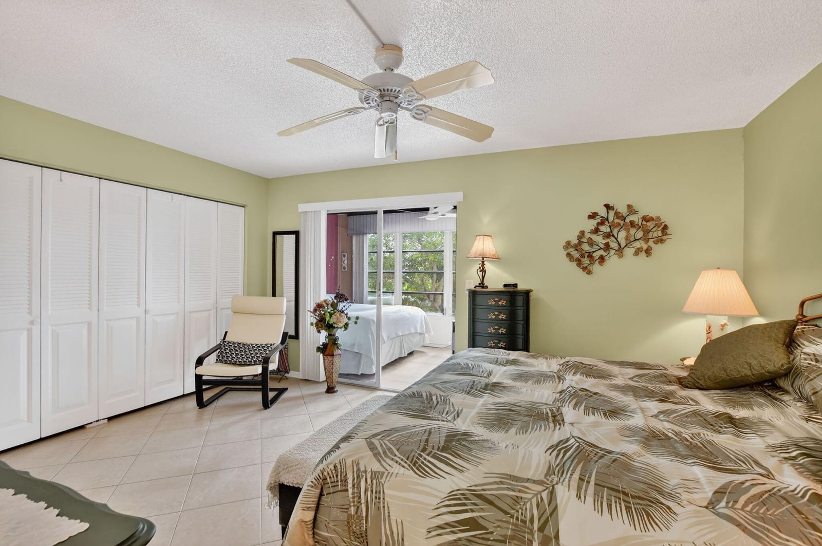 2010 N Farnham N, Deerfield Beach, FL 33442 photo 5