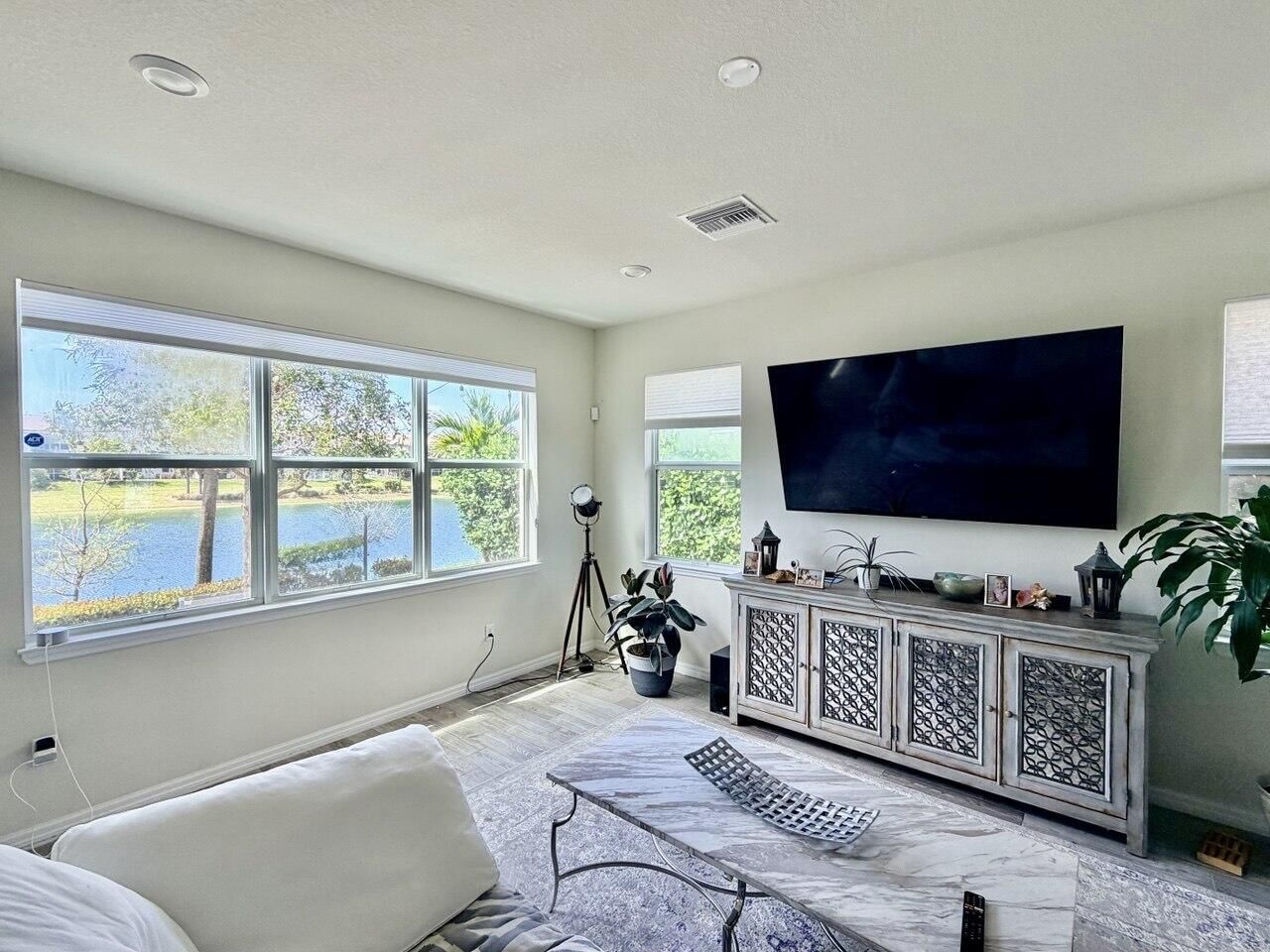 4924 Greenway Drive, Hollywood, FL 33021 photo 2