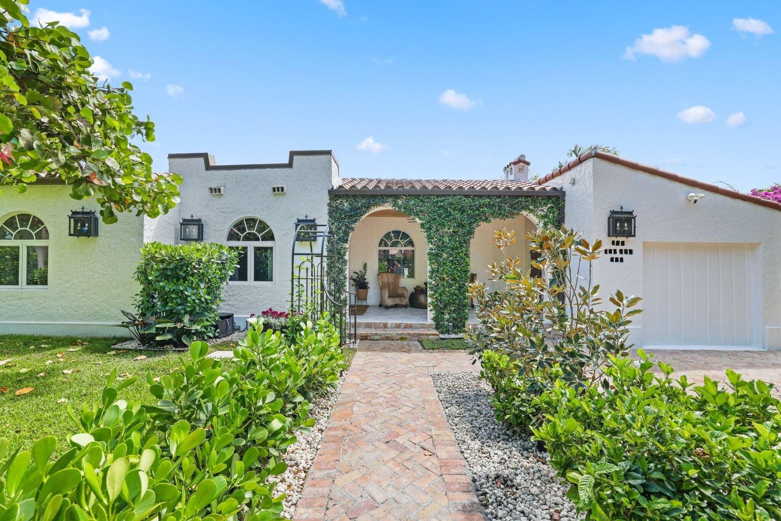 706 Sunset Road, West Palm Beach, FL 33401 photo 3