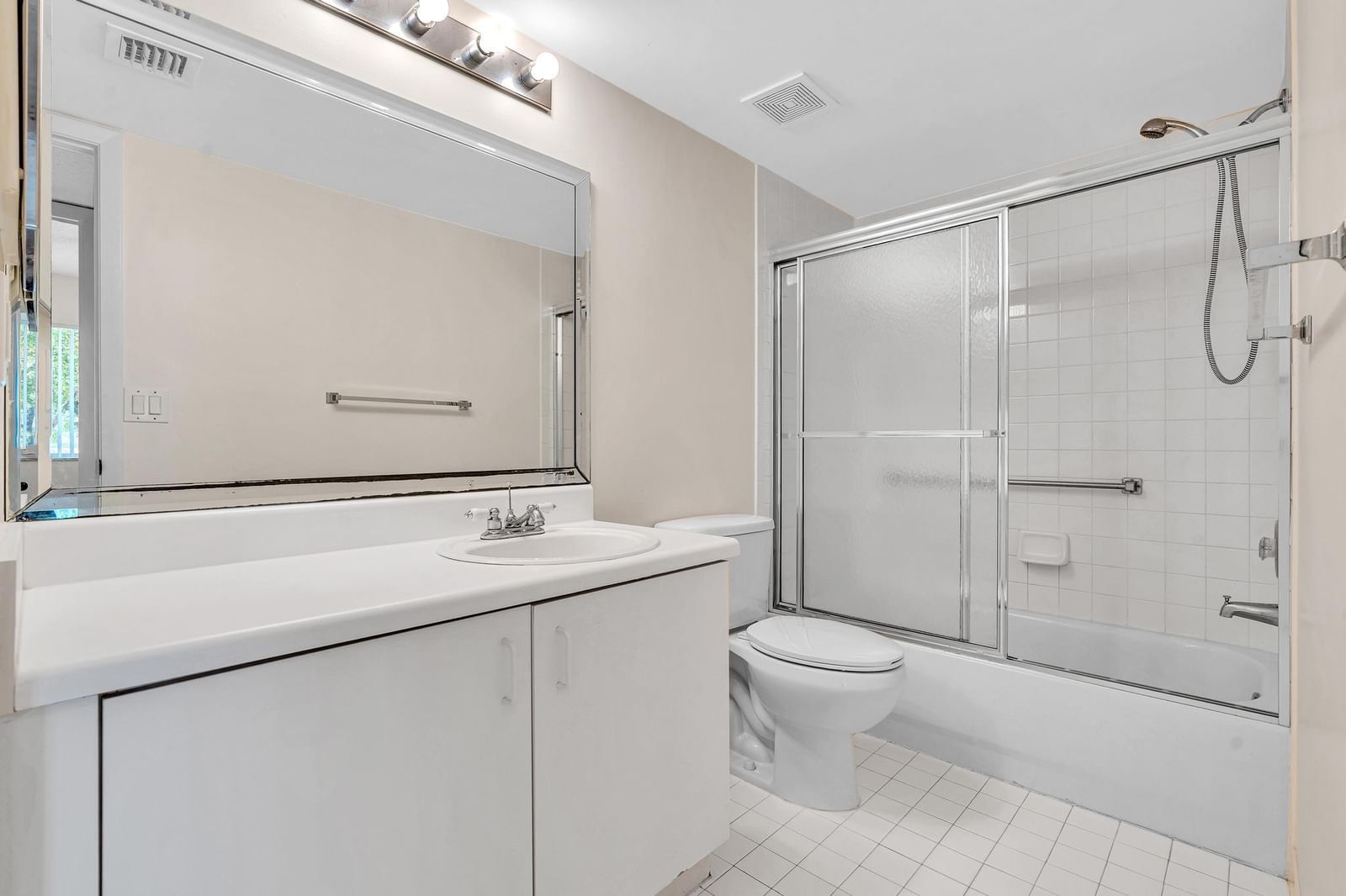 9537 Weldon Circle #I213, Tamarac, FL 33321 photo 2