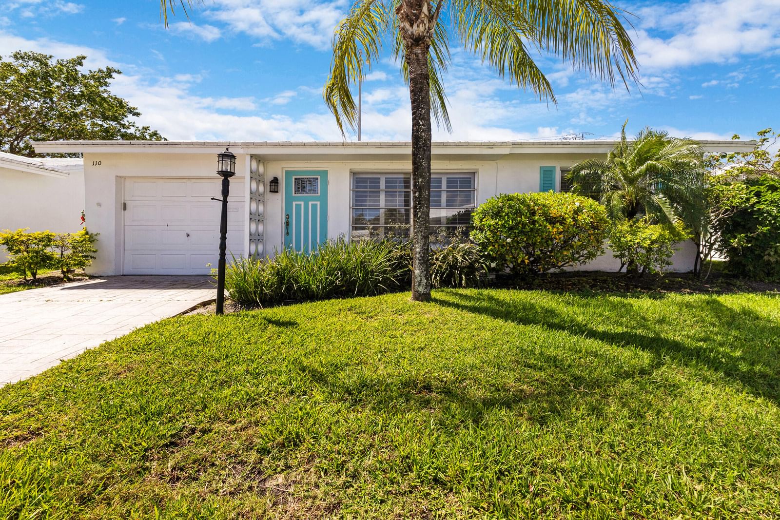 110 NW 24th Court, Pompano Beach, FL 33064 photo 2
