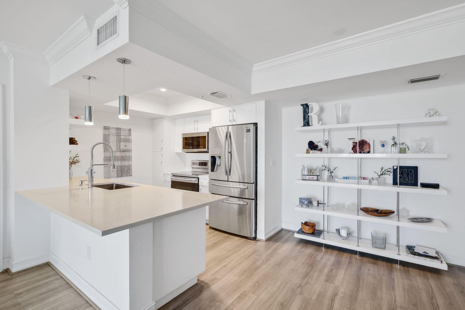99 SE Mizner Boulevard #609, Boca Raton, FL 33432 photo 3