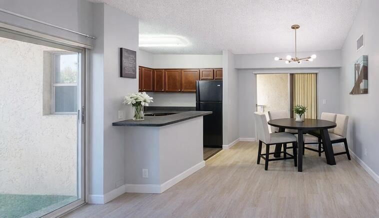 7670 Westwood Drive #718, Tamarac, FL 33321 photo 4