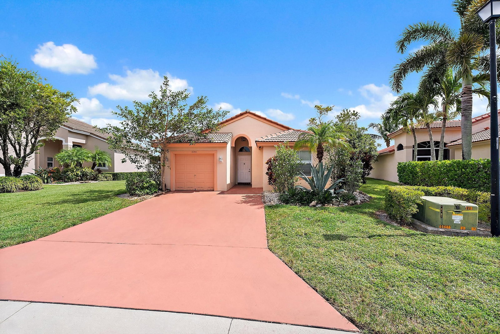 8193 Pelican Harbour Drive, Lake Worth, FL 33467 photo 3