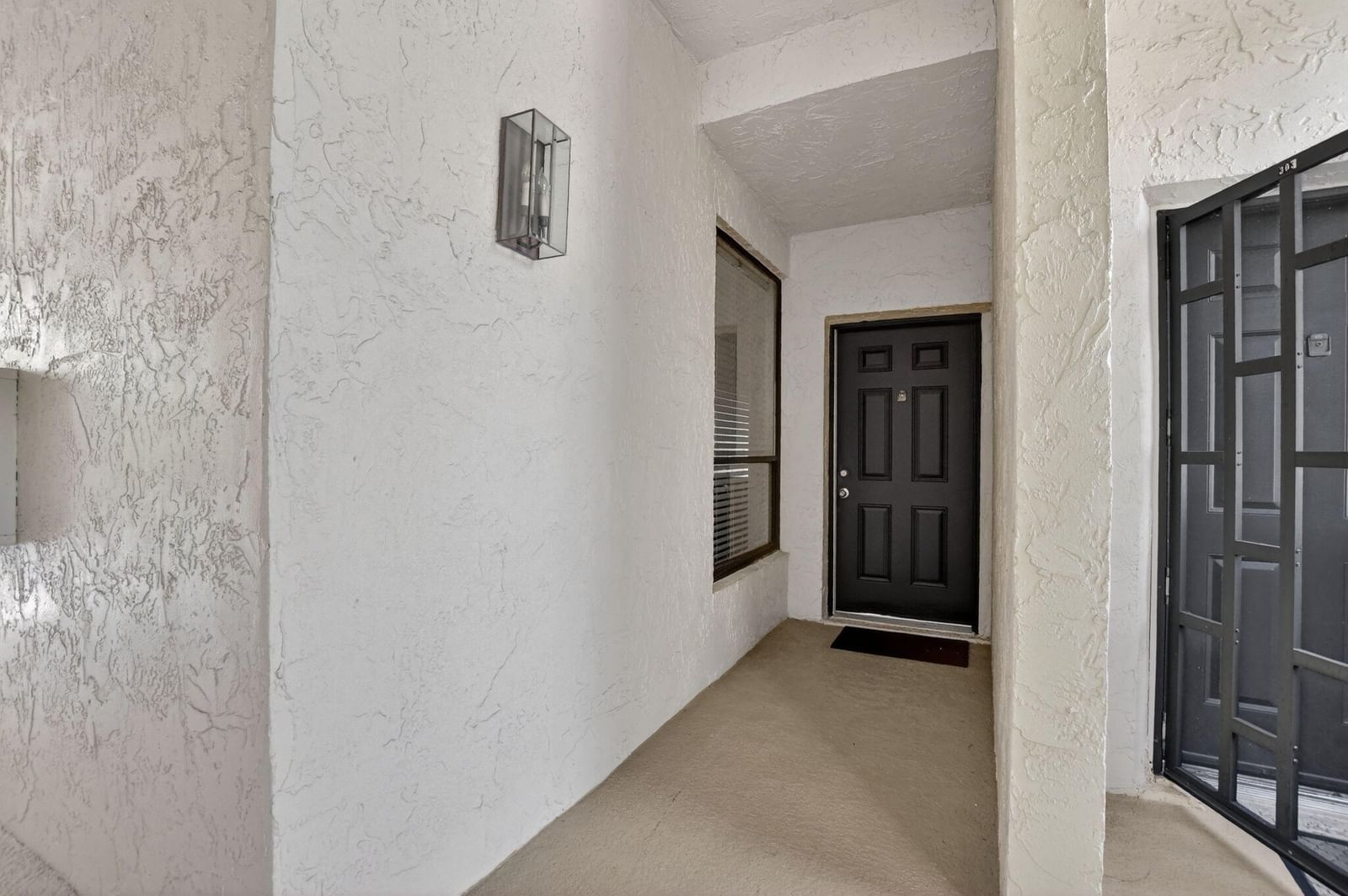 7472 La Paz Boulevard #304, Boca Raton, FL 33433 photo 2