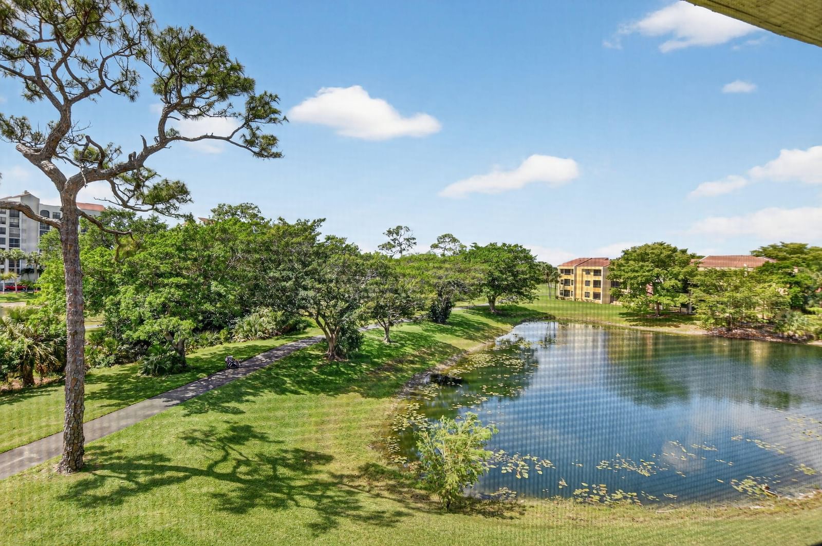 7472 La Paz Boulevard #304, Boca Raton, FL 33433 photo 4