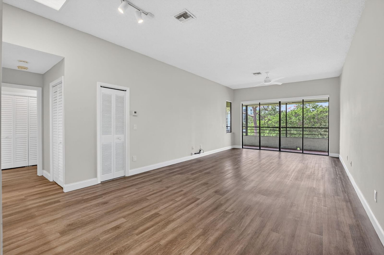 7472 La Paz Boulevard #304, Boca Raton, FL 33433 photo 5