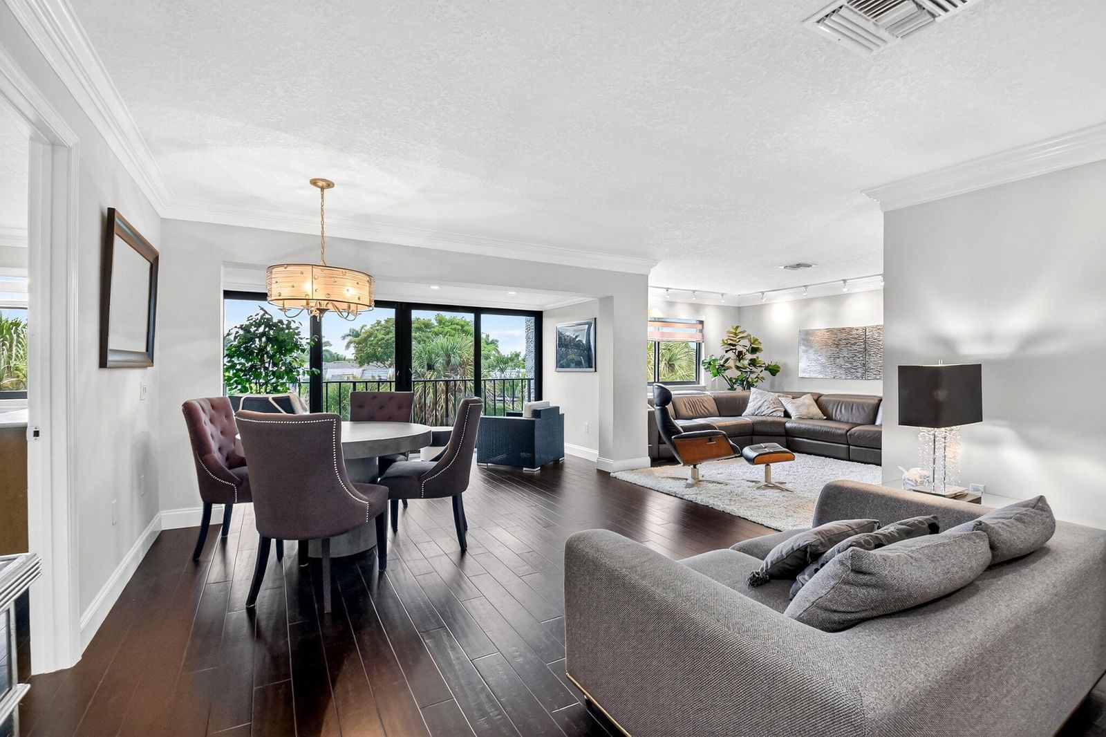 4290 Deste Court #303, Lake Worth, FL 33467 photo 2