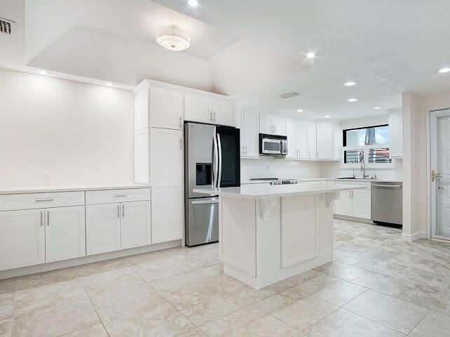 6081 SE Landing Way #6, Stuart, FL 34997 photo 5