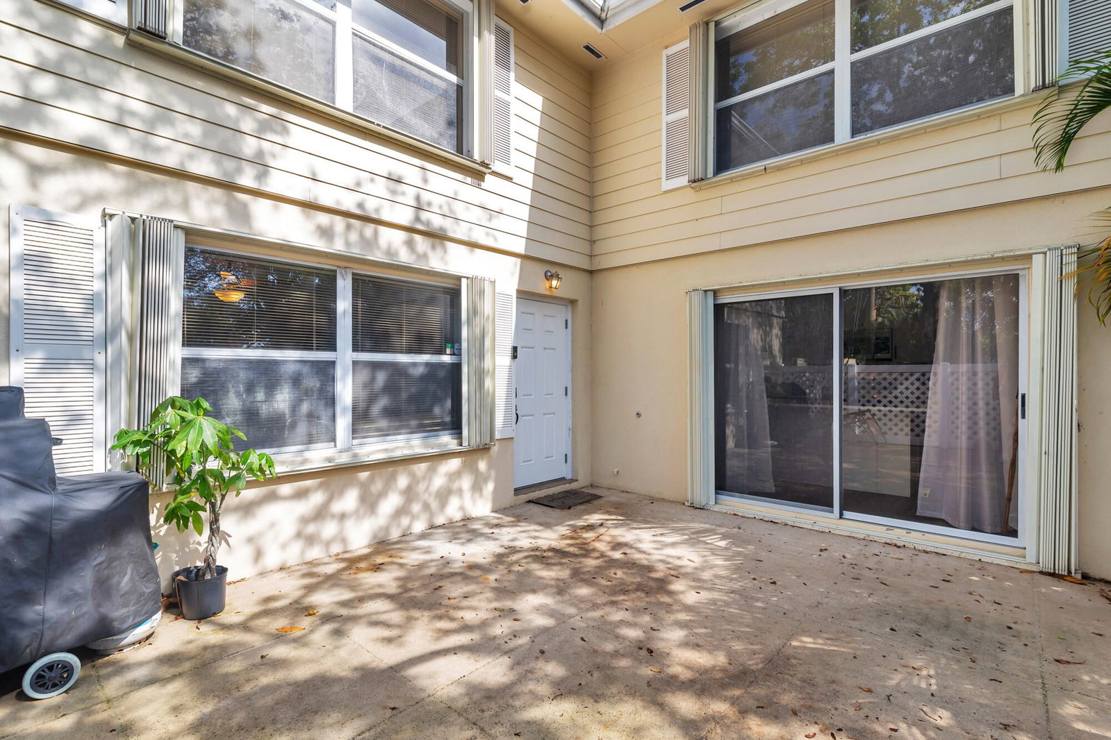 8142 Bridgewater Court #42c, Lake Clarke Shores, FL 33406 photo 3
