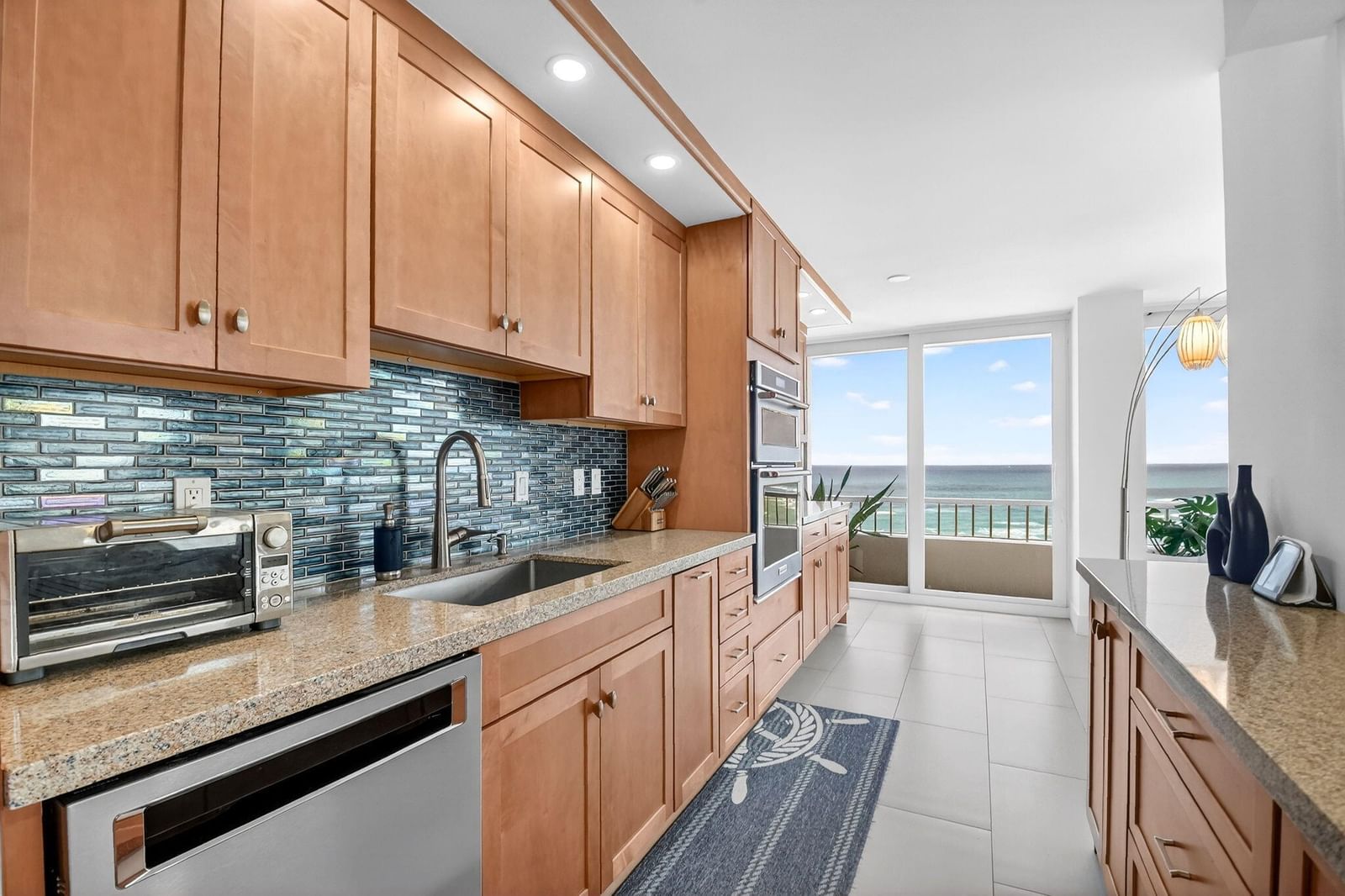 5540 N Ocean Drive #9b, Singer Island, FL 33404 photo 4