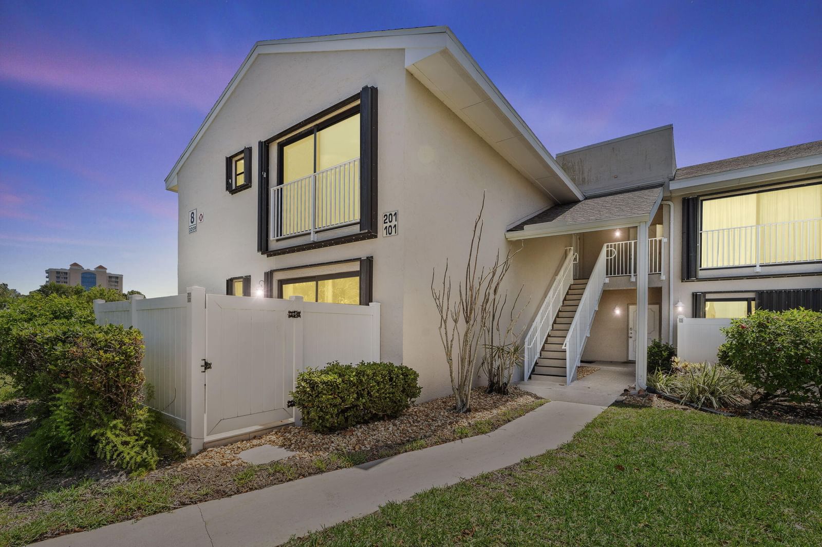 3209 S Lakeview Circle #8-101, Hutchinson Island, FL 34949 photo 2