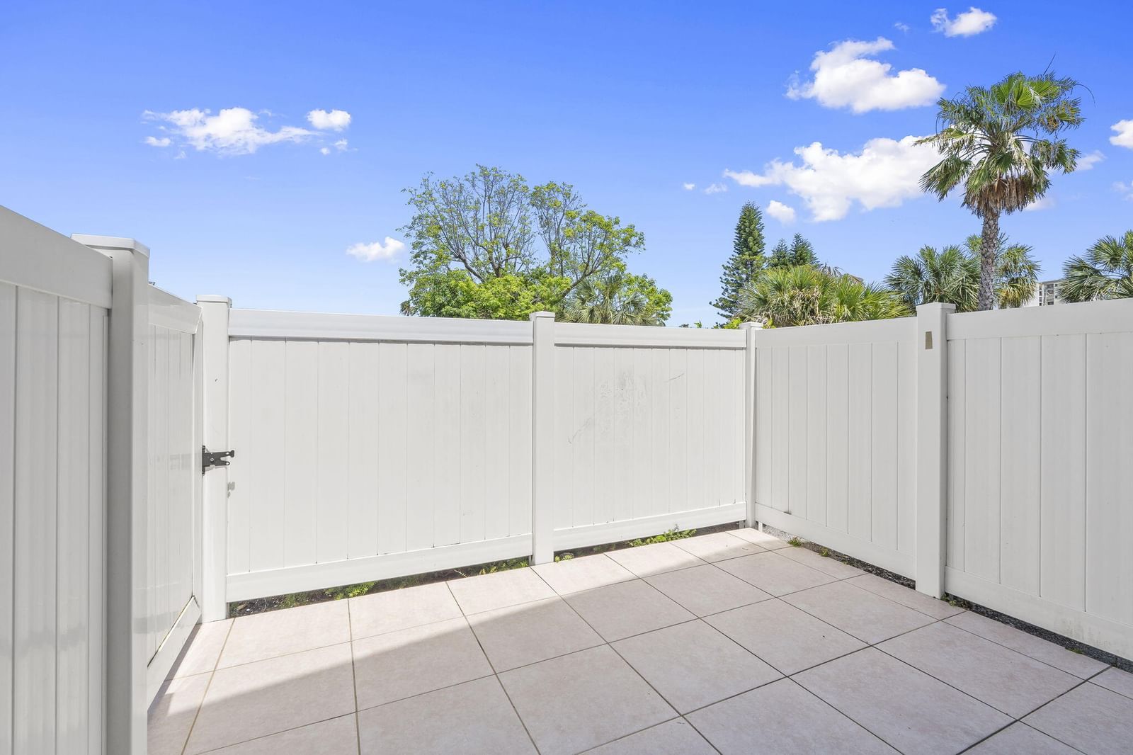3209 S Lakeview Circle #8-101, Hutchinson Island, FL 34949 photo 3